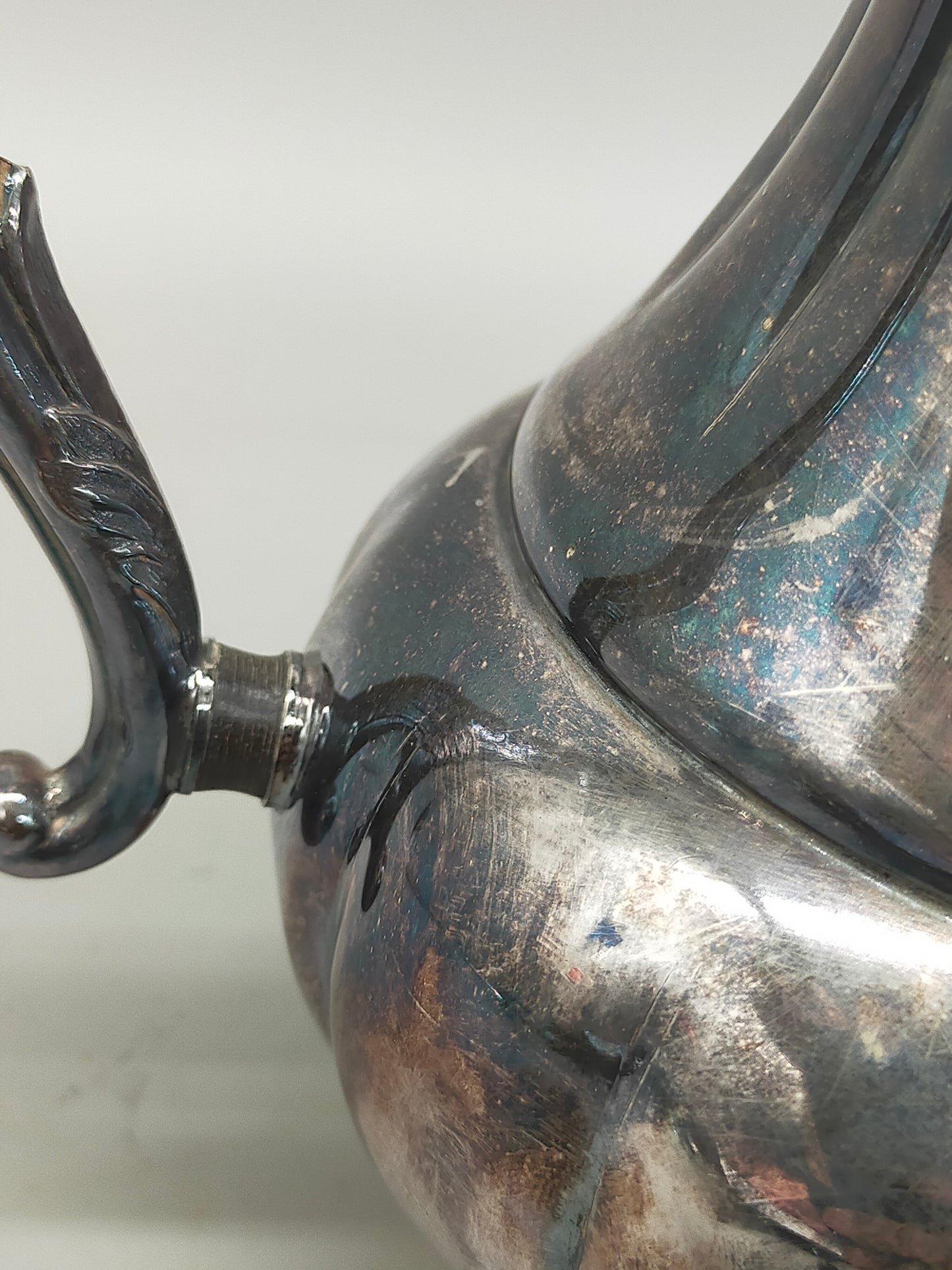 Antike Primrose Plate Kaffeekanne – Versilbert auf Kupfer