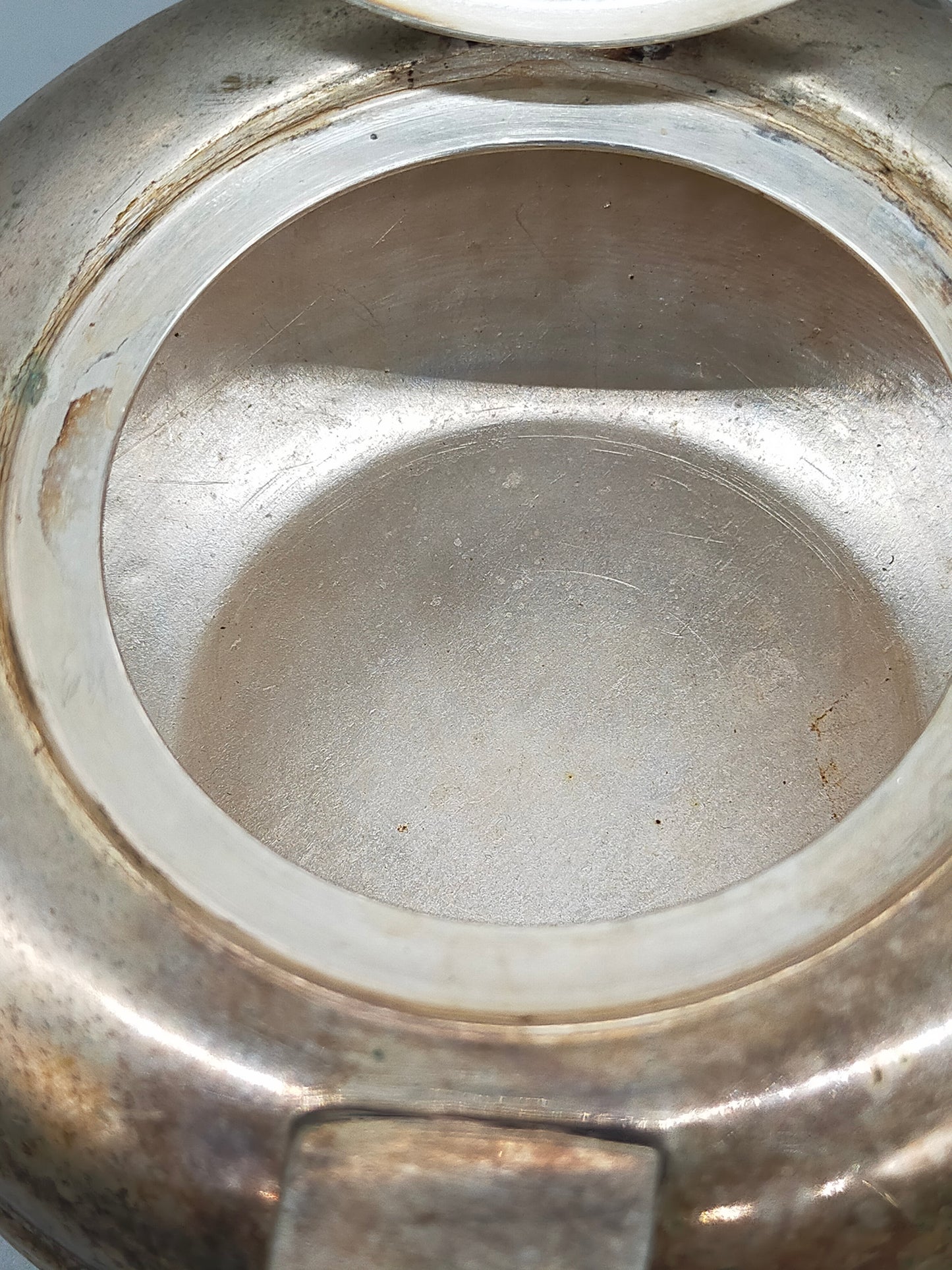 Antike versilberte Teekanne – Klassisches Design