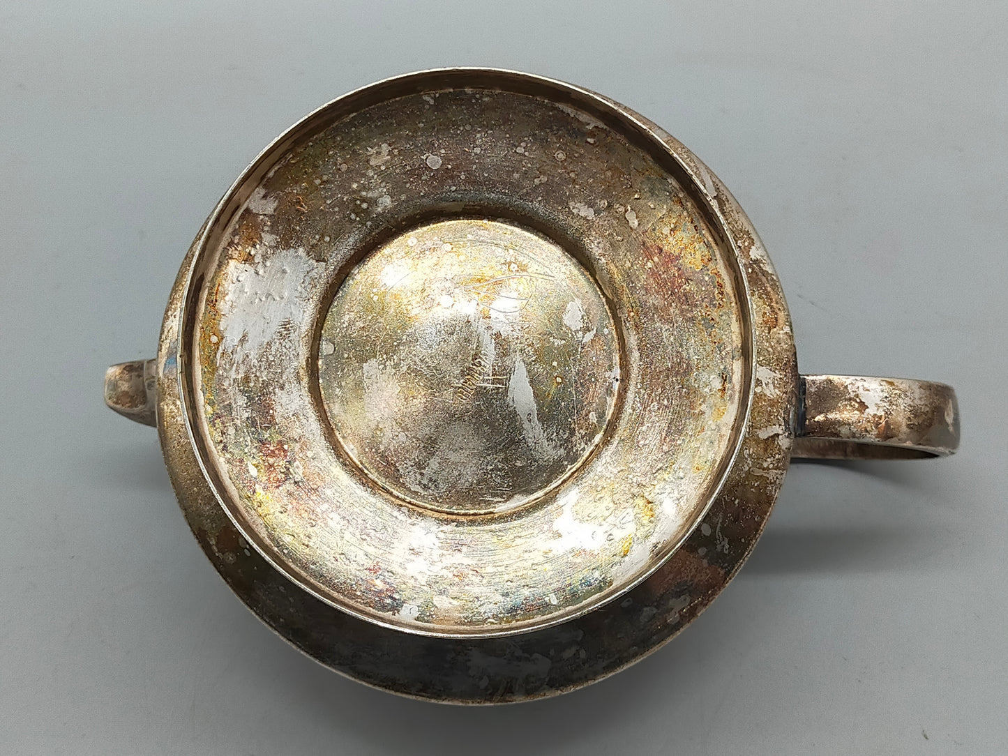 Antike versilberte Teekanne – Klassisches Design