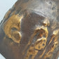Antike Bronze Miniatur-Vase – Kunstvolle Reliefdarstellung mit Kriegern