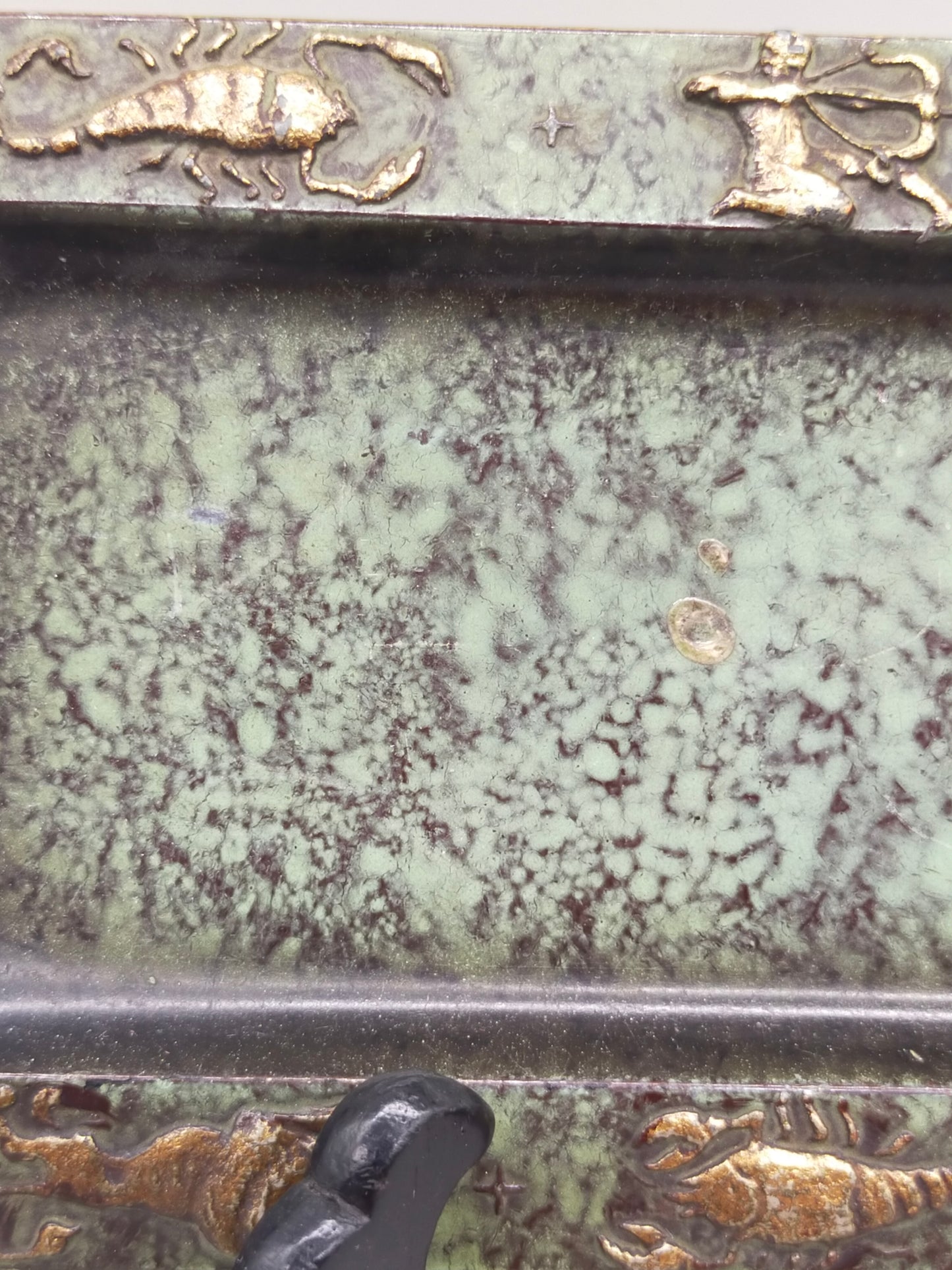 Exklusiver Vintage Bronze Aschenbecher – Sternzeichen Relief