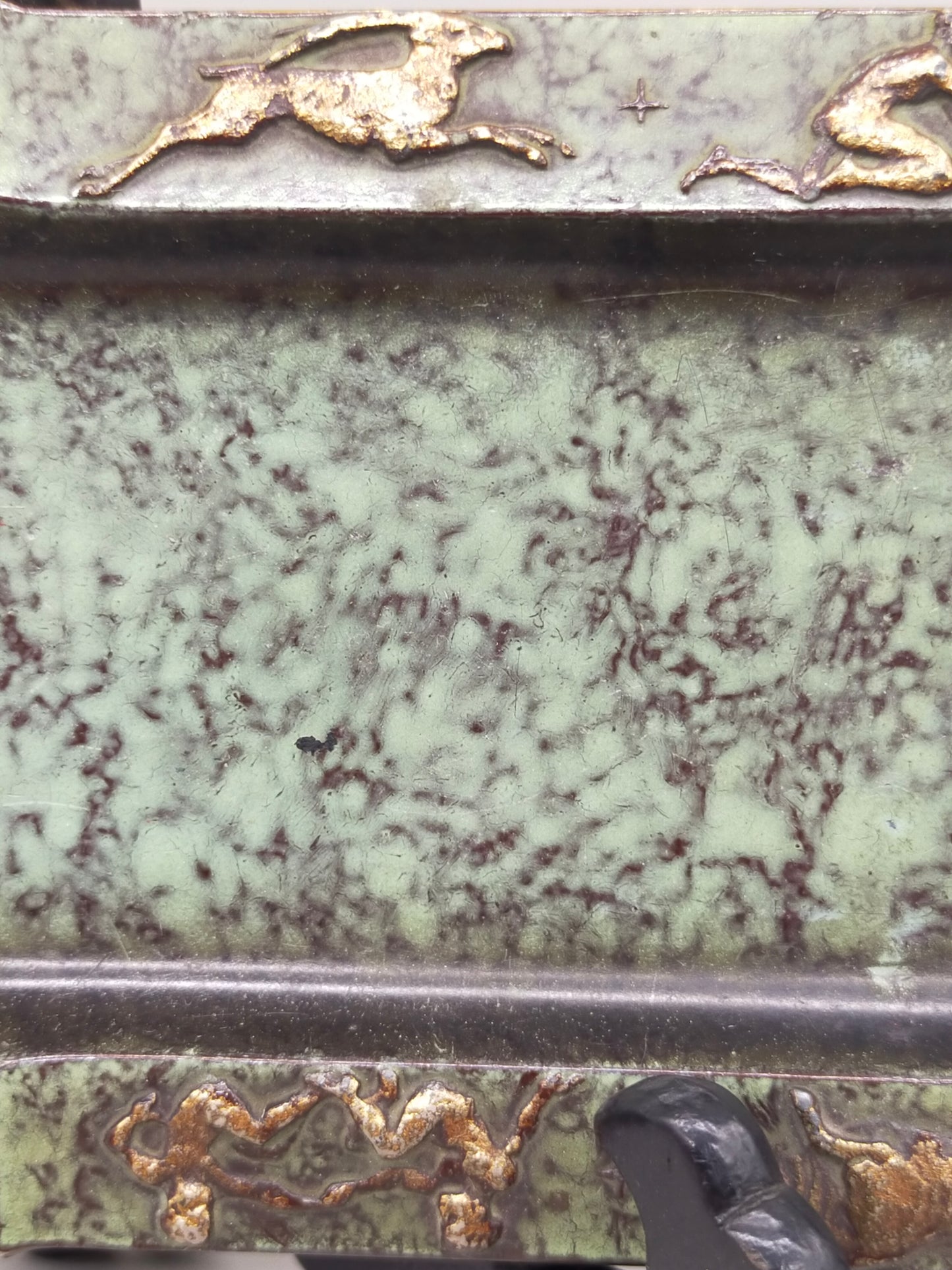 Exklusiver Vintage Bronze Aschenbecher – Sternzeichen Relief