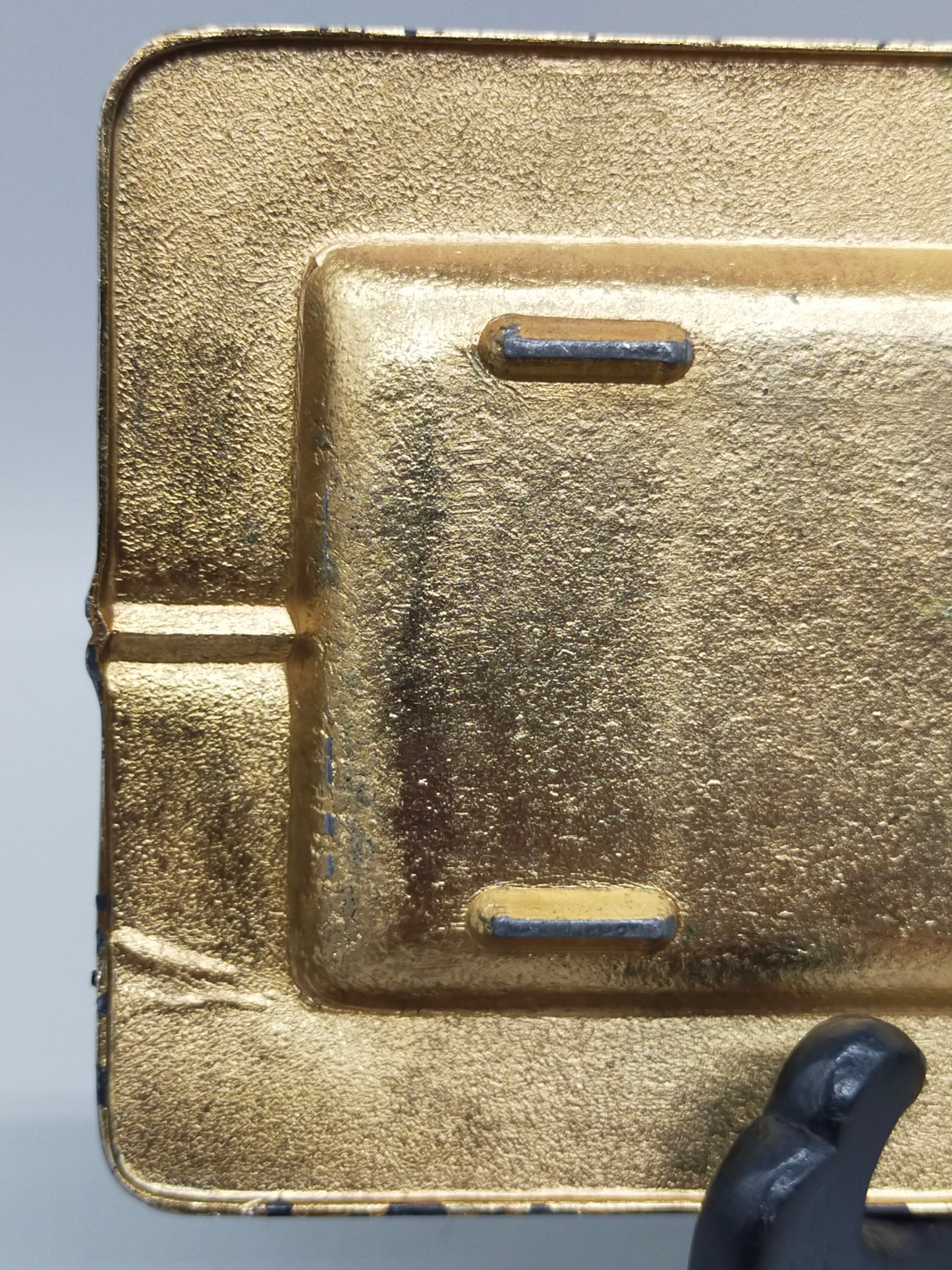 Exklusiver Vintage Bronze Aschenbecher – Sternzeichen Relief