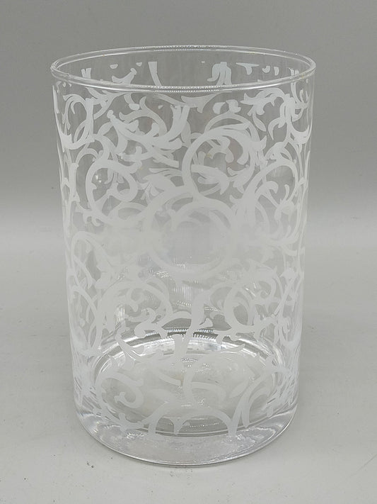 Stilvolle Glas Vase mit weißem Rankenmuster – Tischdeko