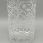 Stilvolle Glas Vase mit weißem Rankenmuster – Tischdeko
