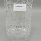 Stilvolle Glas Vase mit weißem Rankenmuster – Tischdeko
