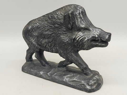 Massive Wildschwein Skulptur aus Gusseisen – Rustikale Dekoration