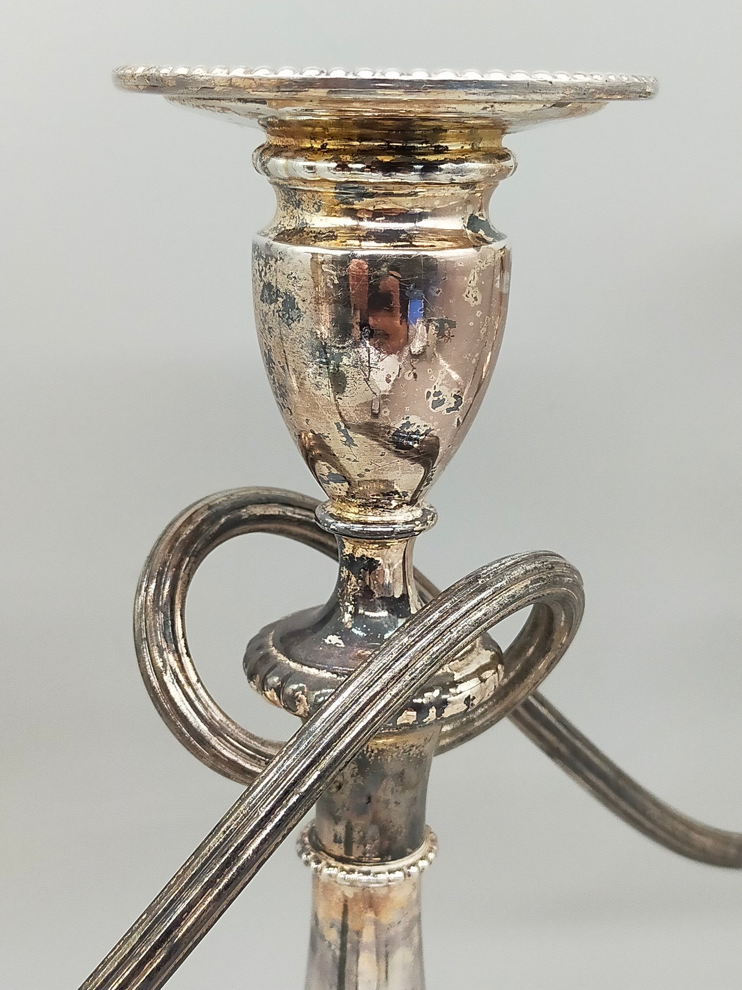 Edler Viners of Sheffield Kerzenleuchter – 3-flammig im Vintage-Stil - Versilbert