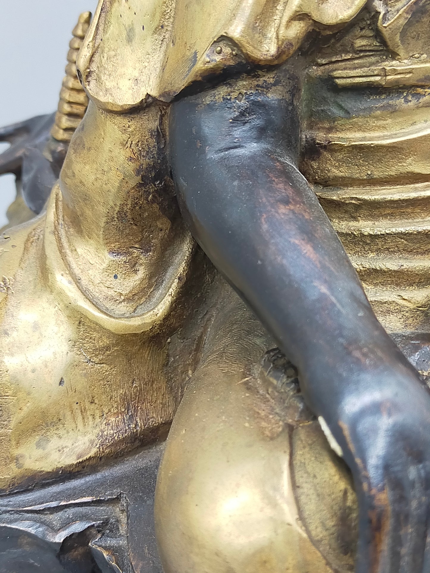 Antike Doppel-Buddha Statue – Spirituelle Kunst aus Bronze & Gold-Finish