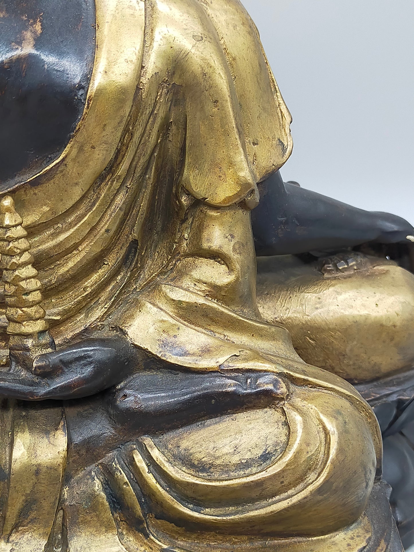Antike Doppel-Buddha Statue – Spirituelle Kunst aus Bronze & Gold-Finish