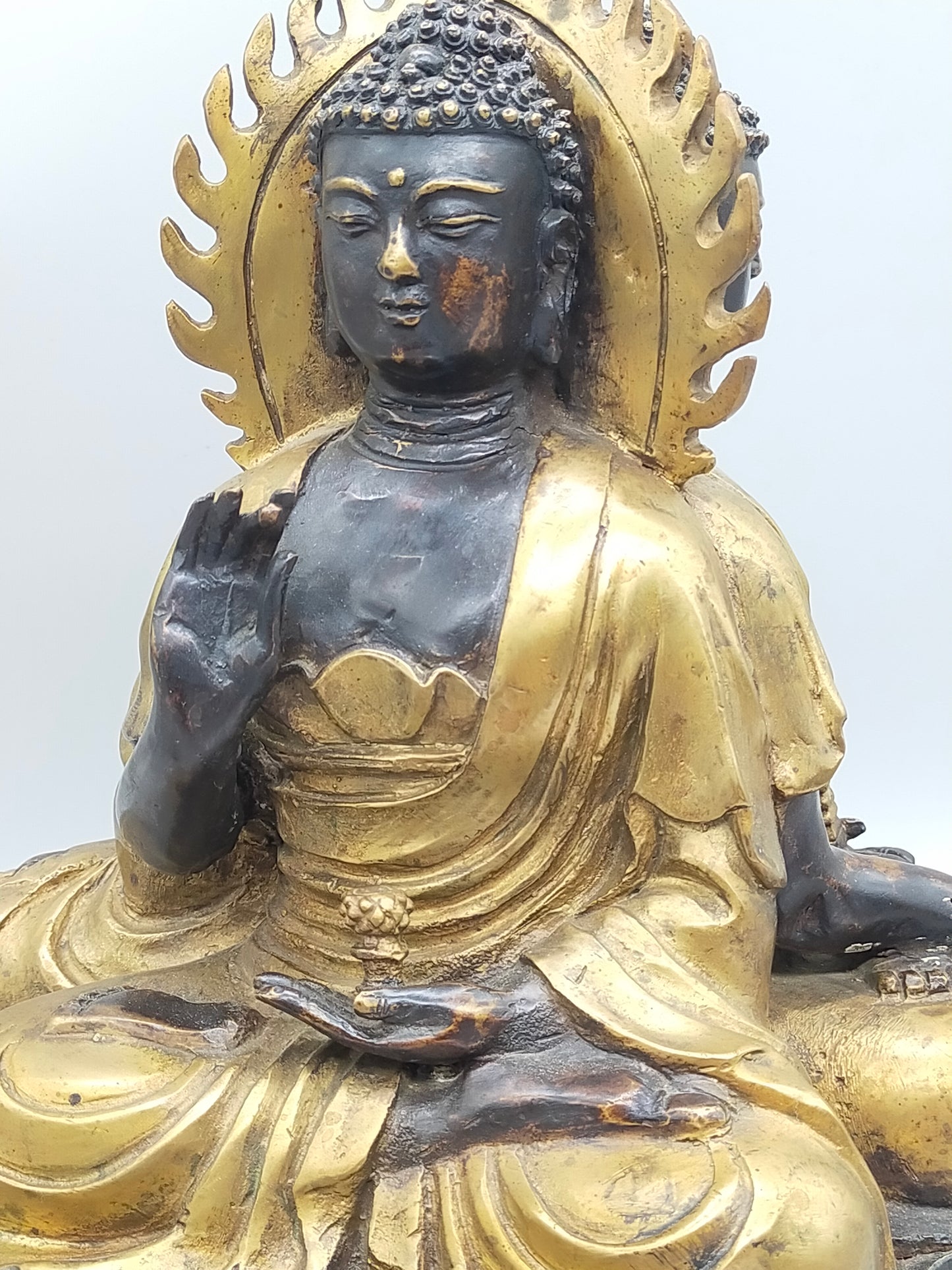 Antike Doppel-Buddha Statue – Spirituelle Kunst aus Bronze & Gold-Finish