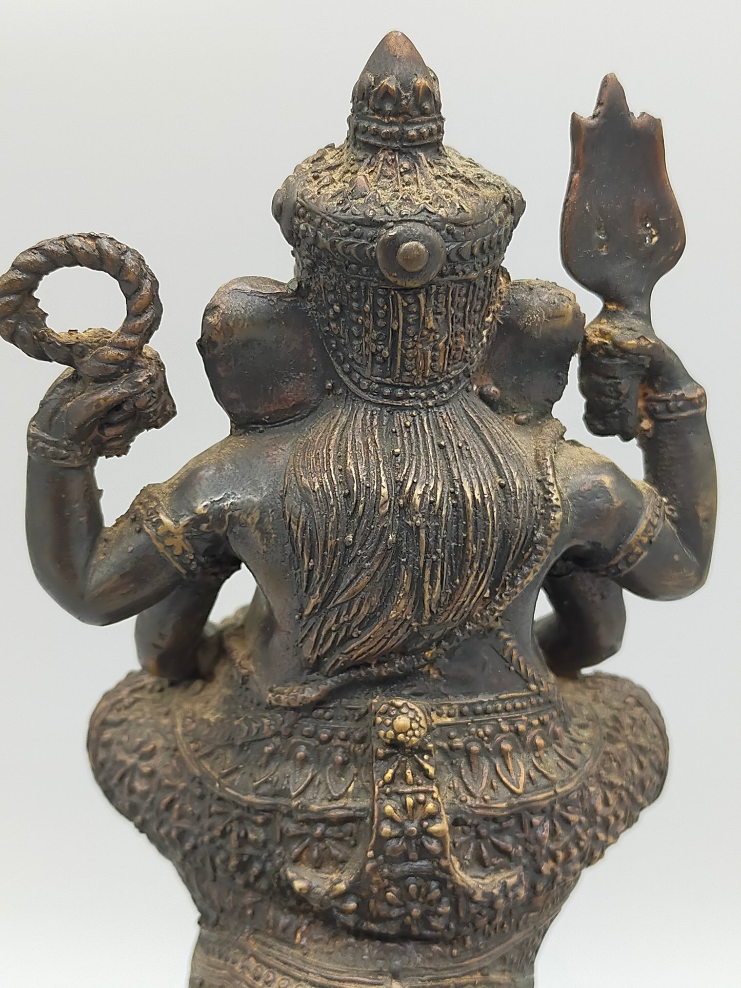 Antike Ganesha Statue auf Ratte – Detailreiche Bronze Figur aus Indien
