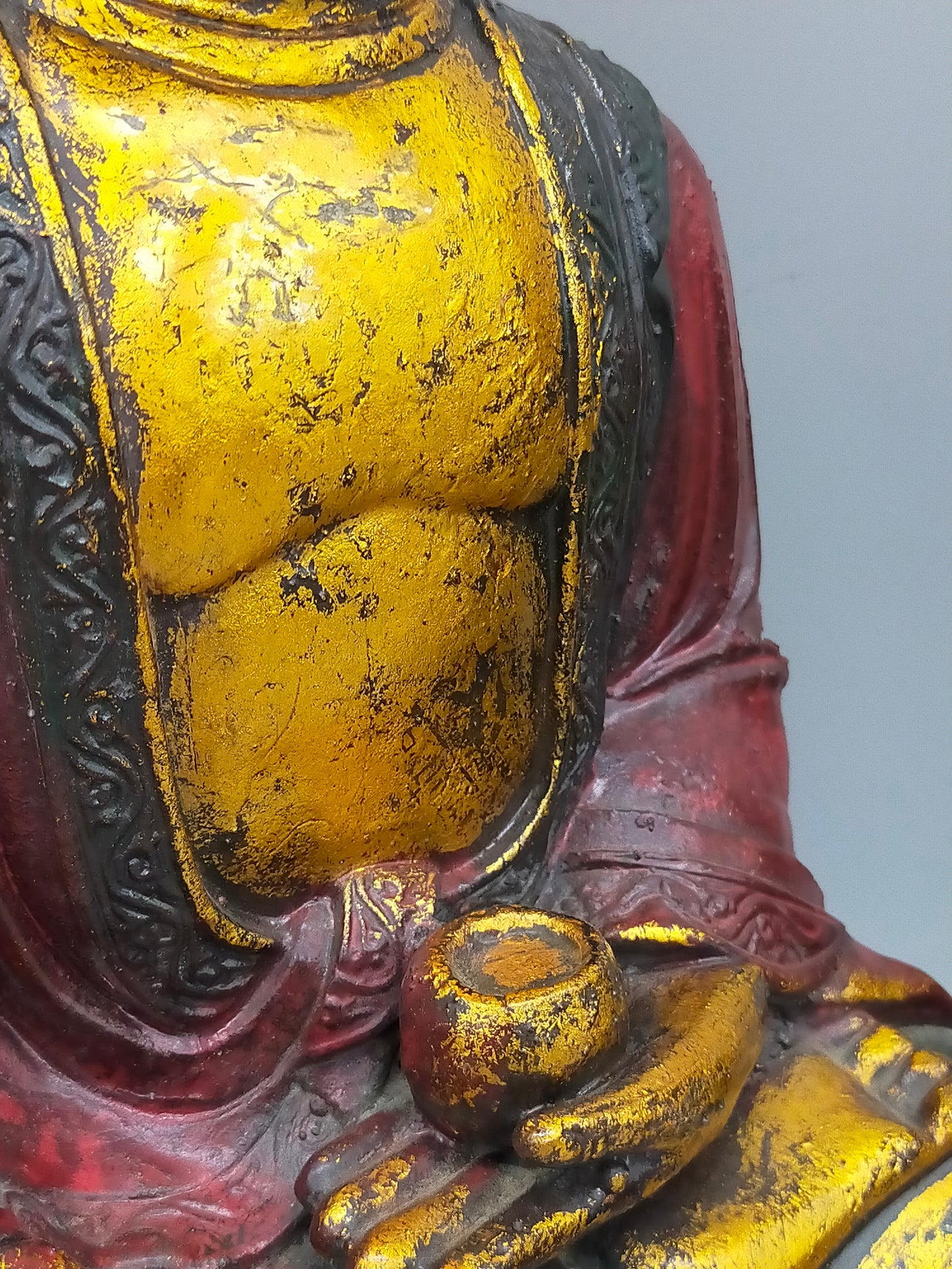 Exklusives Buddha-Figuren Set – Goldfarbene Akzente & Meditative Ruhe
