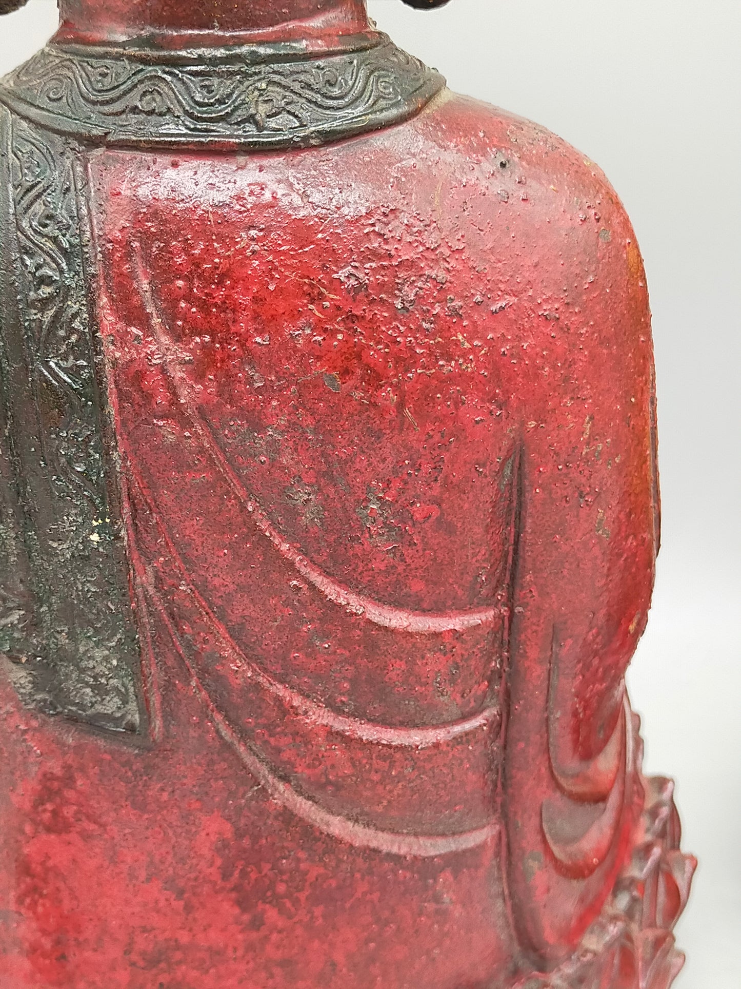 Exklusives Buddha-Figuren Set – Goldfarbene Akzente & Meditative Ruhe