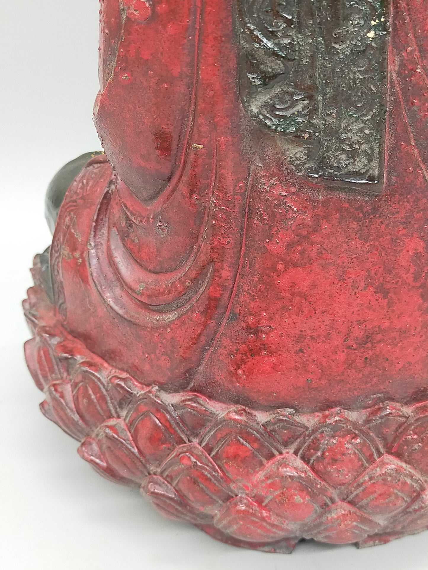 Exklusives Buddha-Figuren Set – Goldfarbene Akzente & Meditative Ruhe