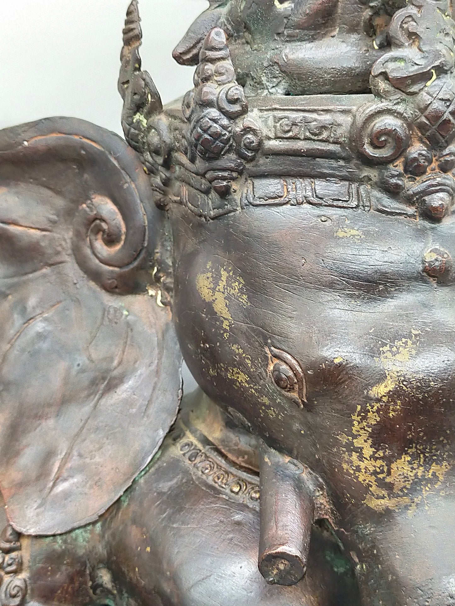Prunkvolle Ganesha Statue aus Bronze – Spirituelle Eleganz für Ihr Zuhause