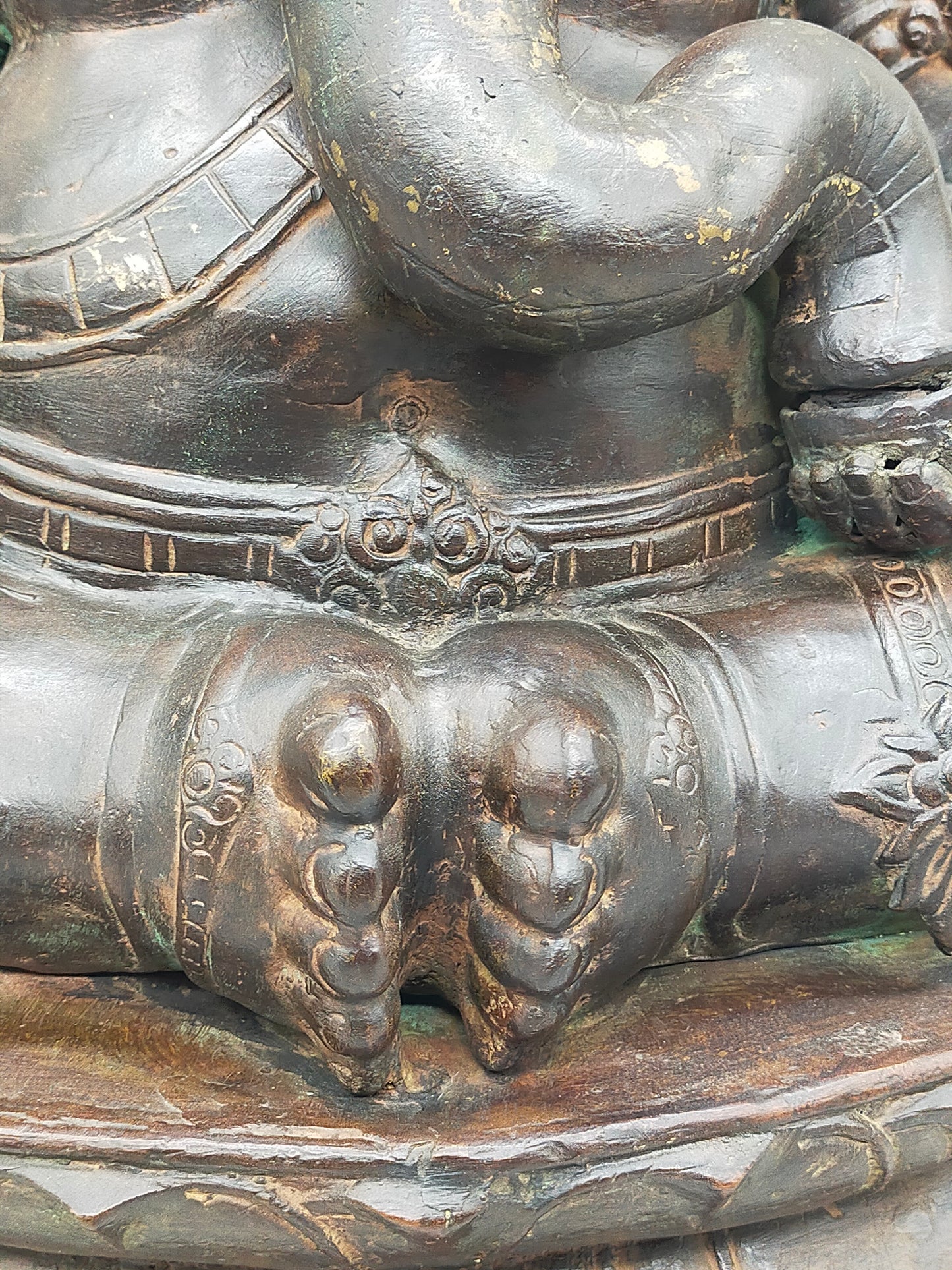 Prunkvolle Ganesha Statue aus Bronze – Spirituelle Eleganz für Ihr Zuhause