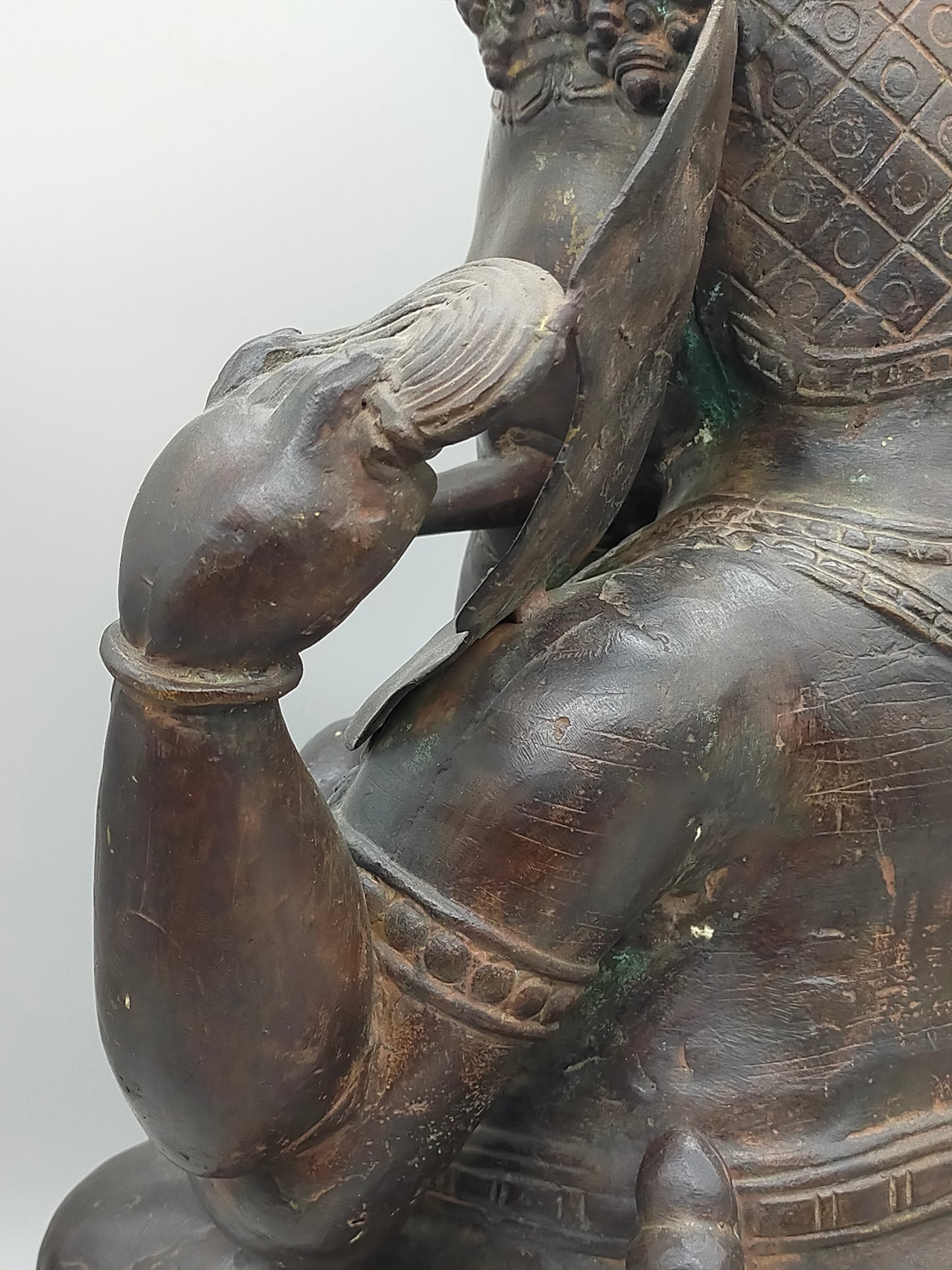 Prunkvolle Ganesha Statue aus Bronze – Spirituelle Eleganz für Ihr Zuhause