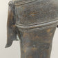 Antike Bronze Statue – Grazile Phareon Frauenfigur auf Lotossockel