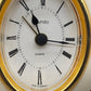Kundo Tisch Uhr – Klassisches Design in Gold & Creme