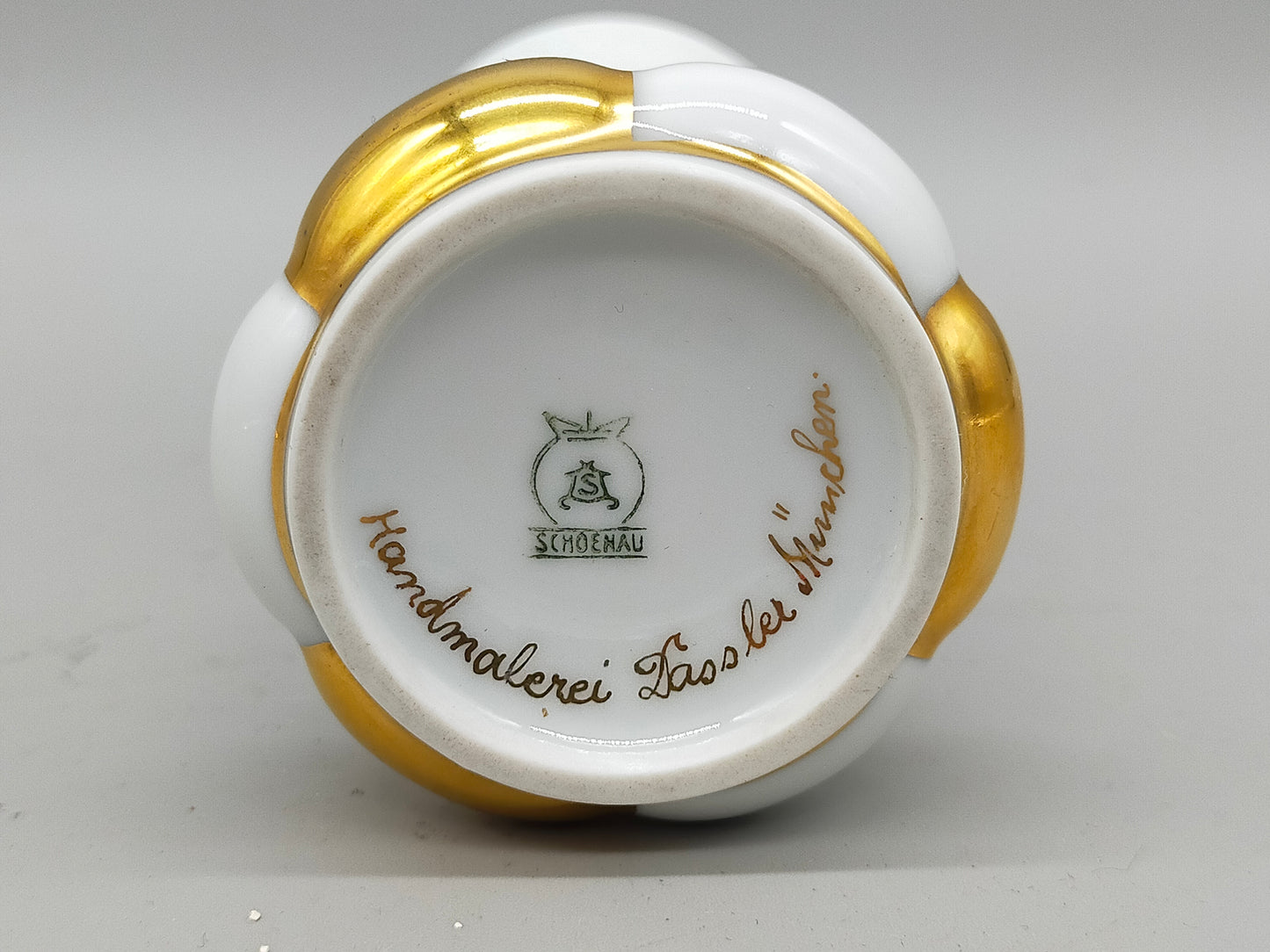 Edle Schoenau Porzellan Vase – Handbemalt mit Enzian & Goldstaffage