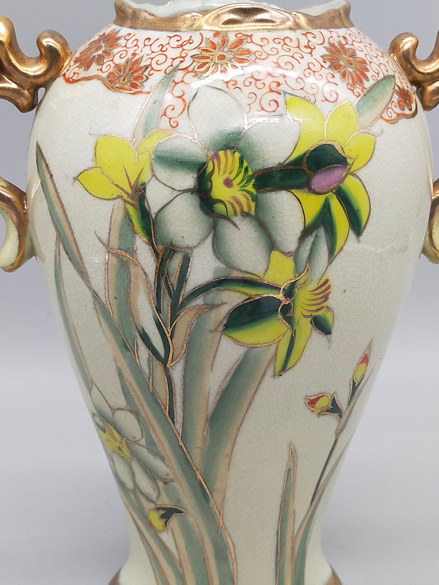 Antike RS Germany Henkel Vase – Florales Narzissen Dekor mit Goldrand
