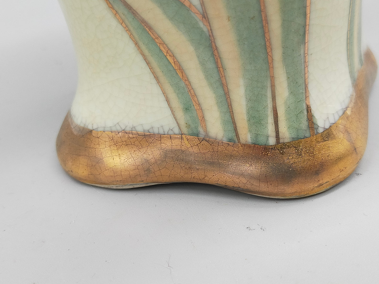 Antike RS Germany Henkel Vase – Florales Narzissen Dekor mit Goldrand