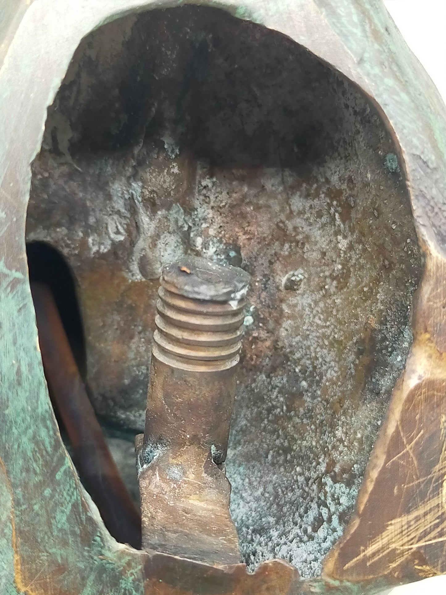 Antike Bronze Entenfigur – Detailreiche Skulptur