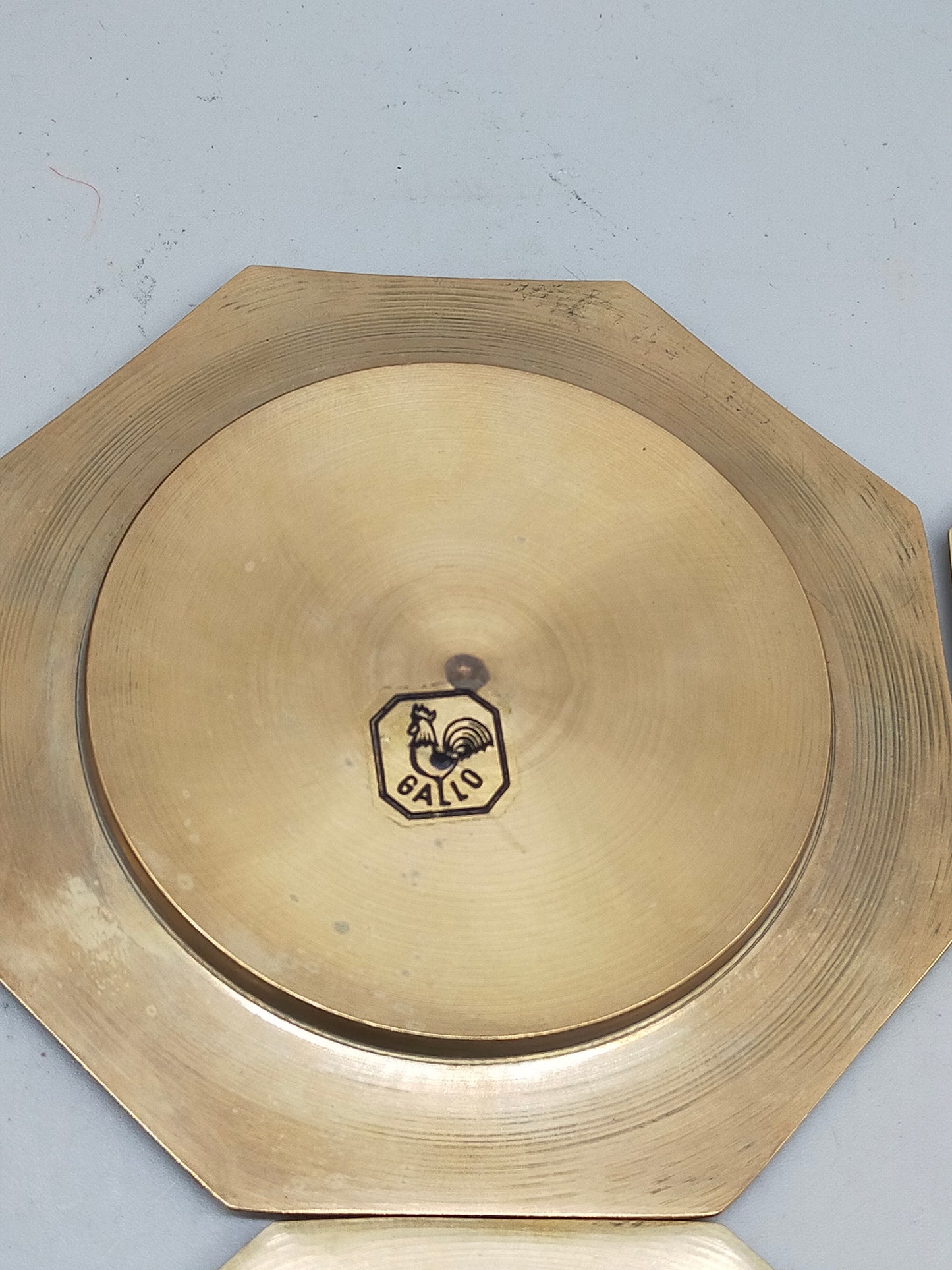 6er Set Gallo Messing Untersetzer – Achteckiges Vintage Design