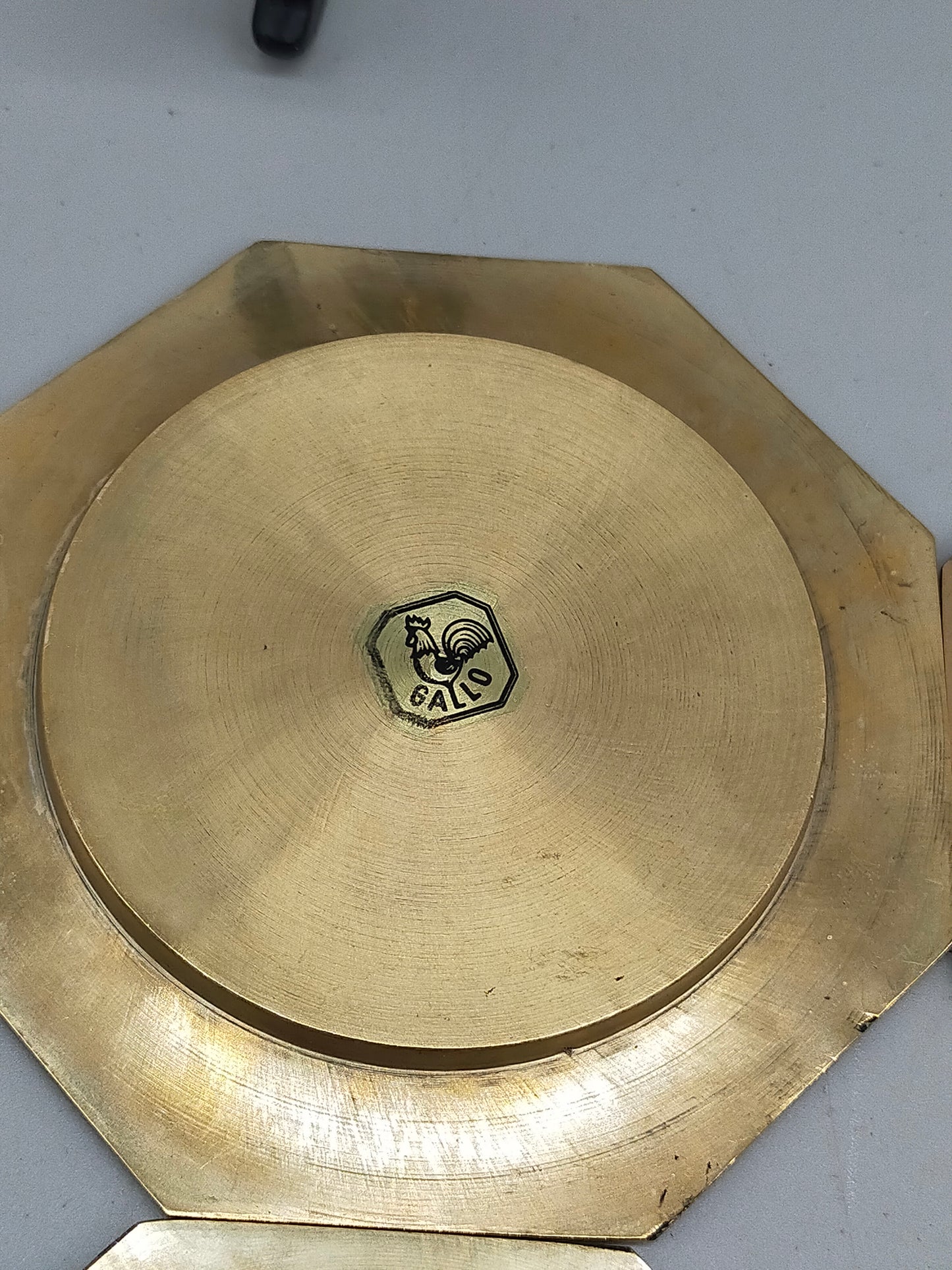 6er Set Gallo Messing Untersetzer – Achteckiges Vintage Design