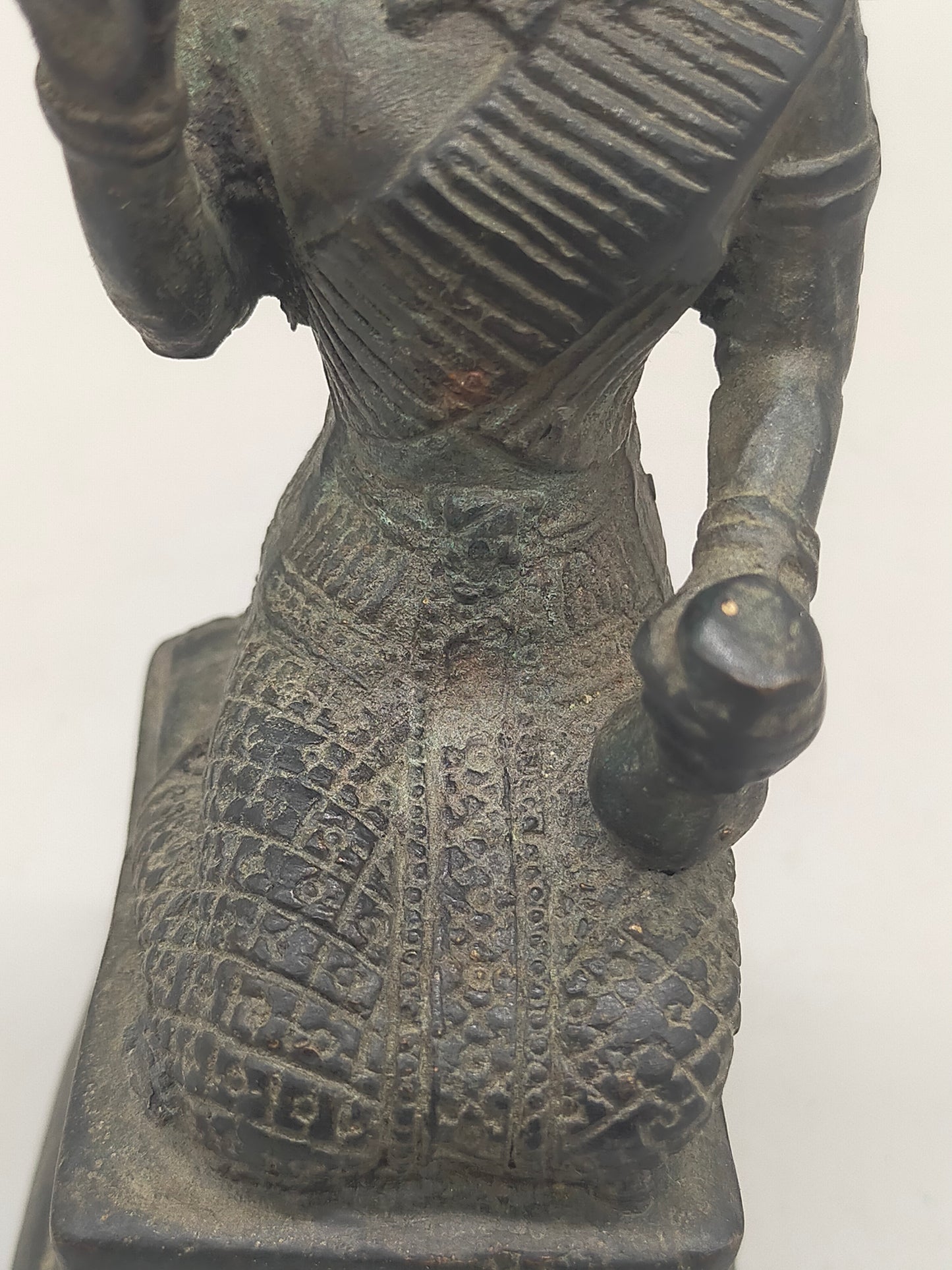 Antike Bronze Figur Nang Kwak – Traditioneller Glücksbringer aus Thailand