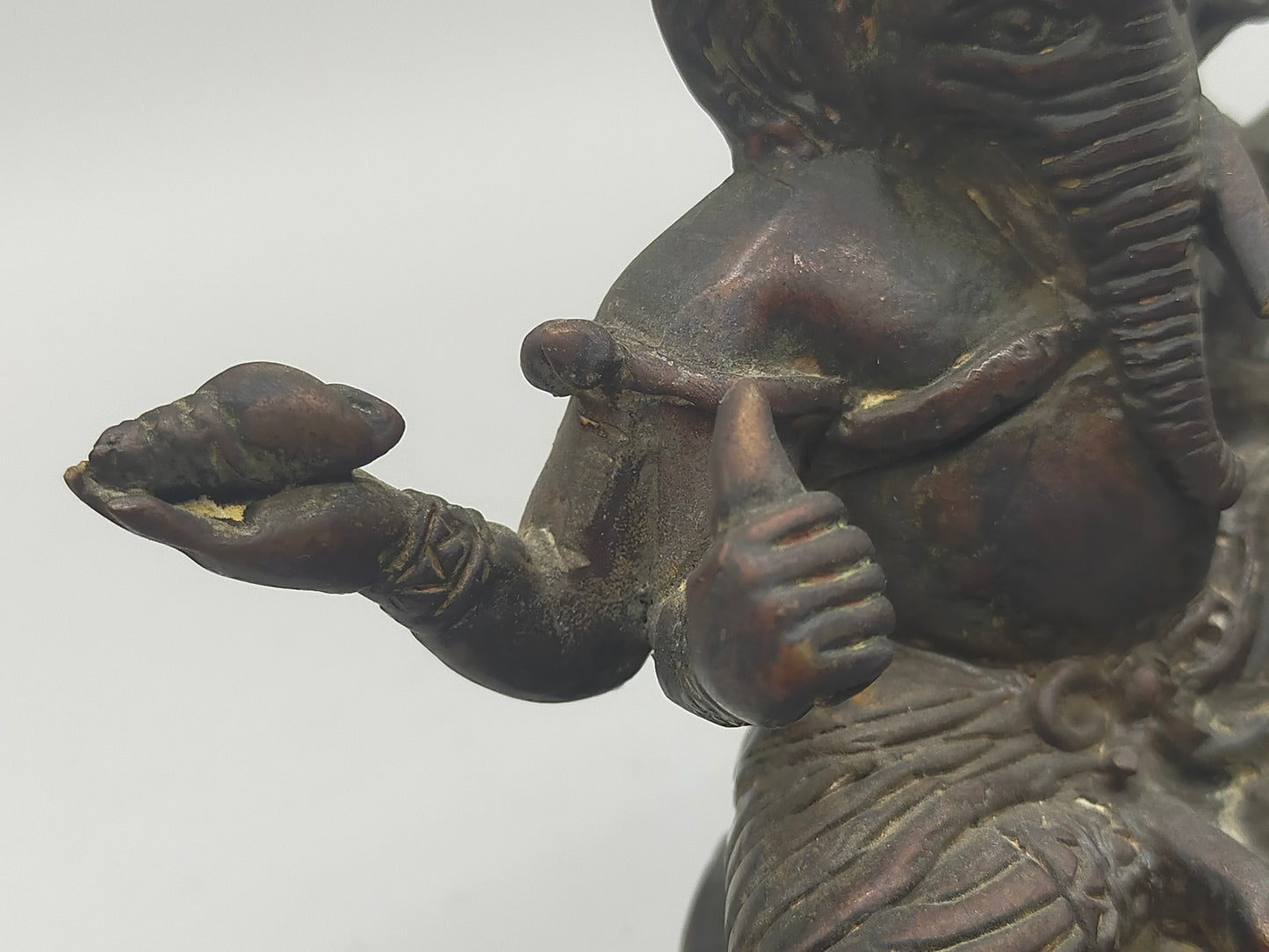 Antike Ganesha Statue aus Bronze – Spirituelle Dekoration & Handarbeit
