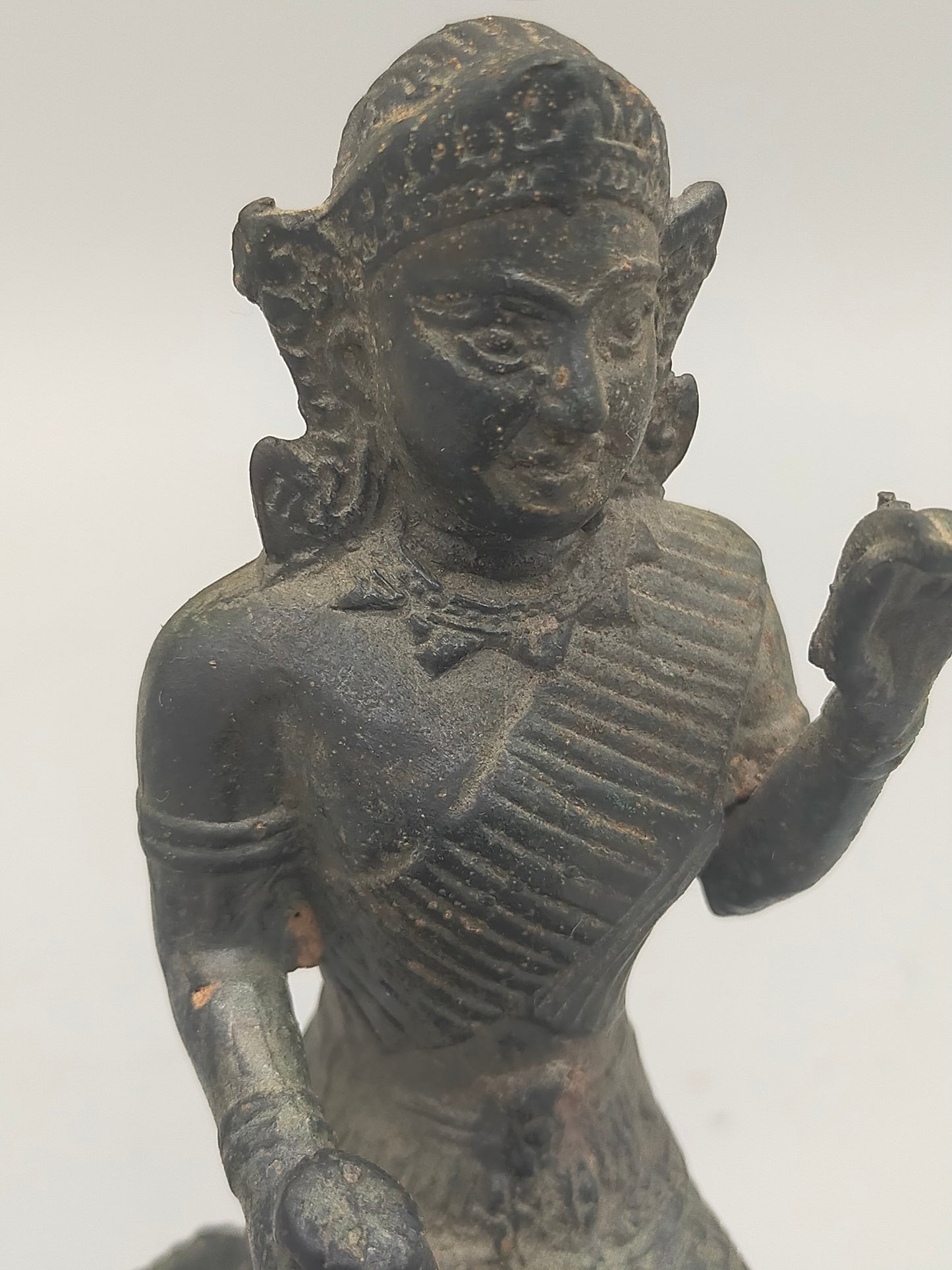 Antike thailändische Nang Kwak Figur – Glücksbringer aus Bronze