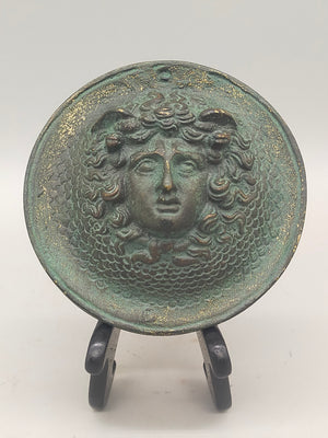 Antike Medusa Wandplakette – Relief aus Bronze