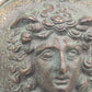 Antike Medusa Wandplakette – Relief aus Bronze