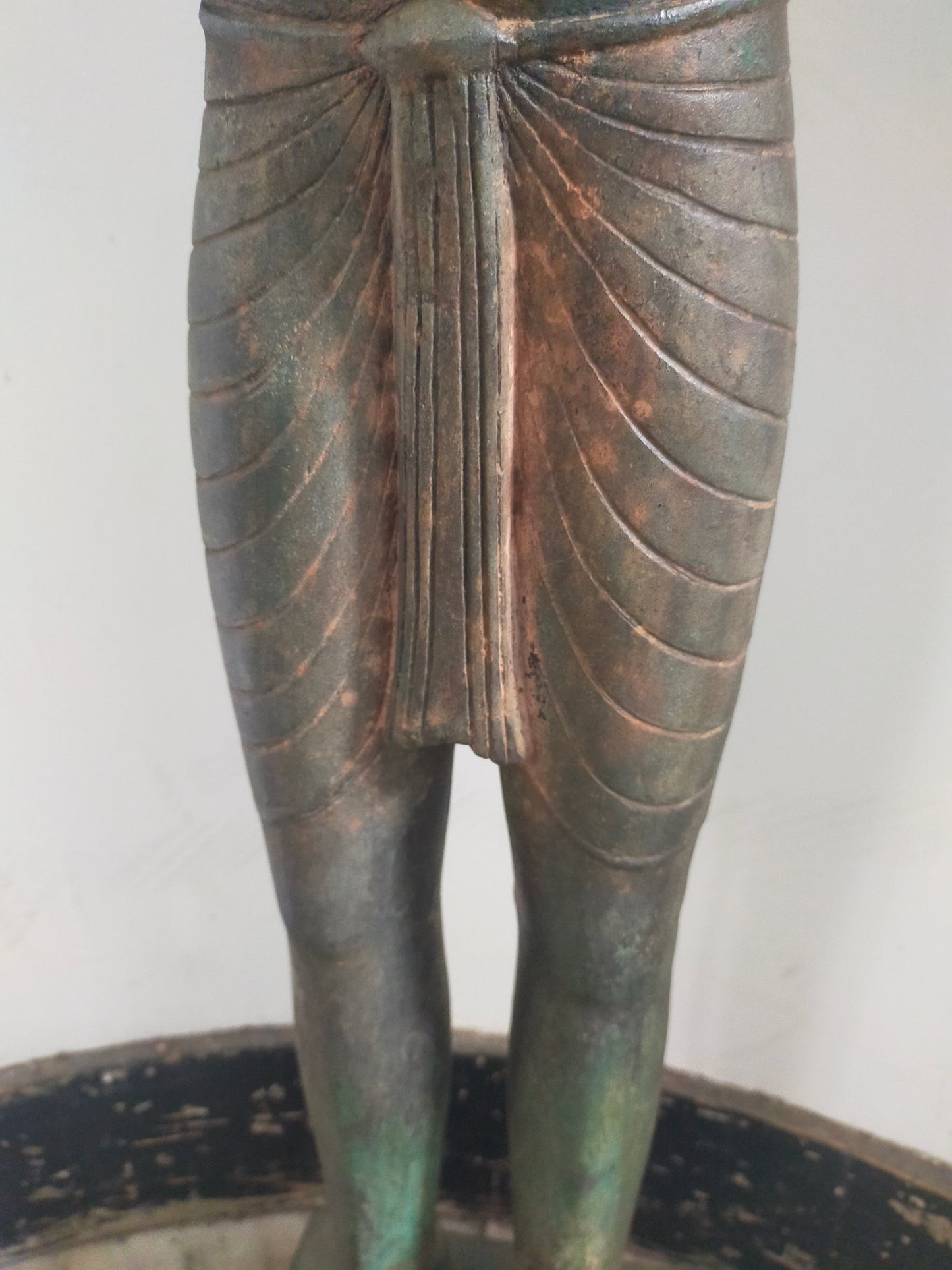 Große Bronze Skulptur Vishnu – Antiker Stil, Spirituelle Dekoration