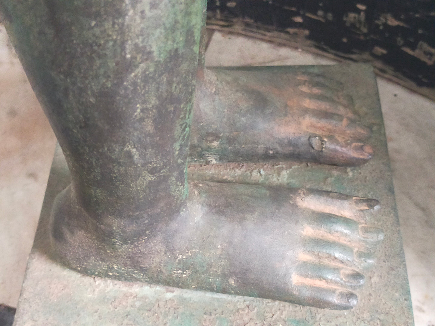 Große Bronze Skulptur Vishnu – Antiker Stil, Spirituelle Dekoration