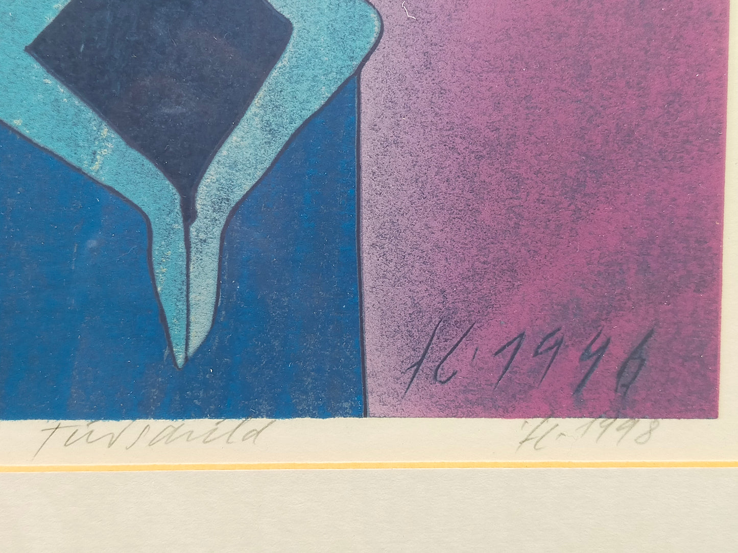 Moderner Kunstdruck "Fürwald" im Rahmen – Abstrakte Blau-Violette Figur - 1996