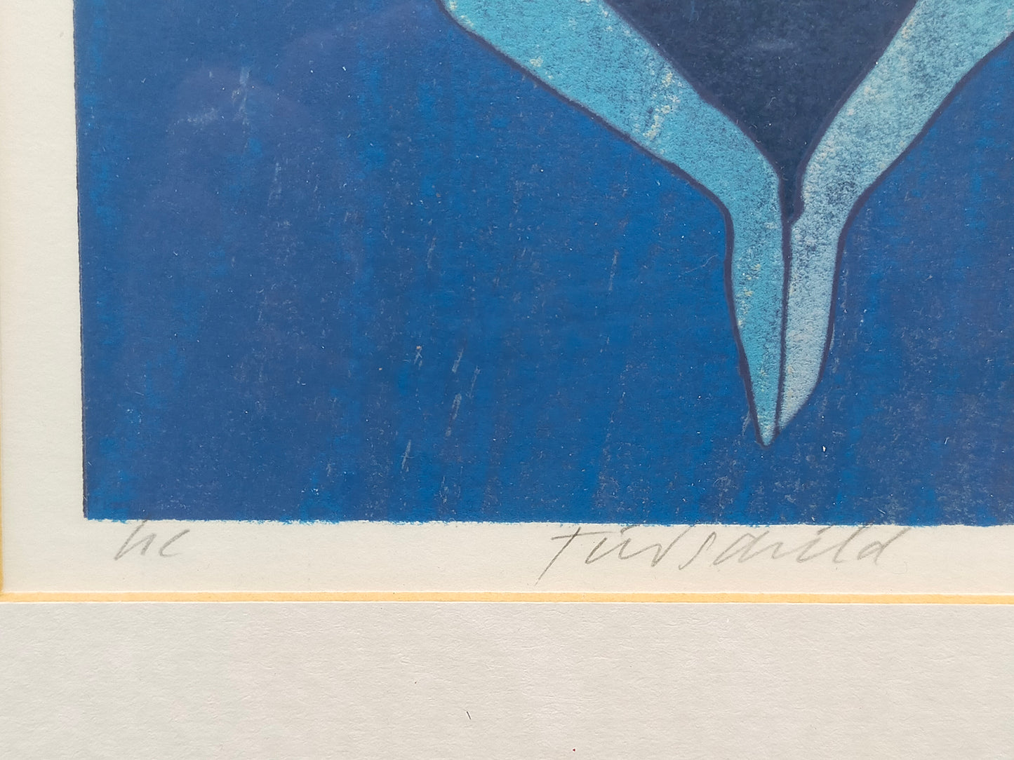 Moderner Kunstdruck "Fürwald" im Rahmen – Abstrakte Blau-Violette Figur - 1996
