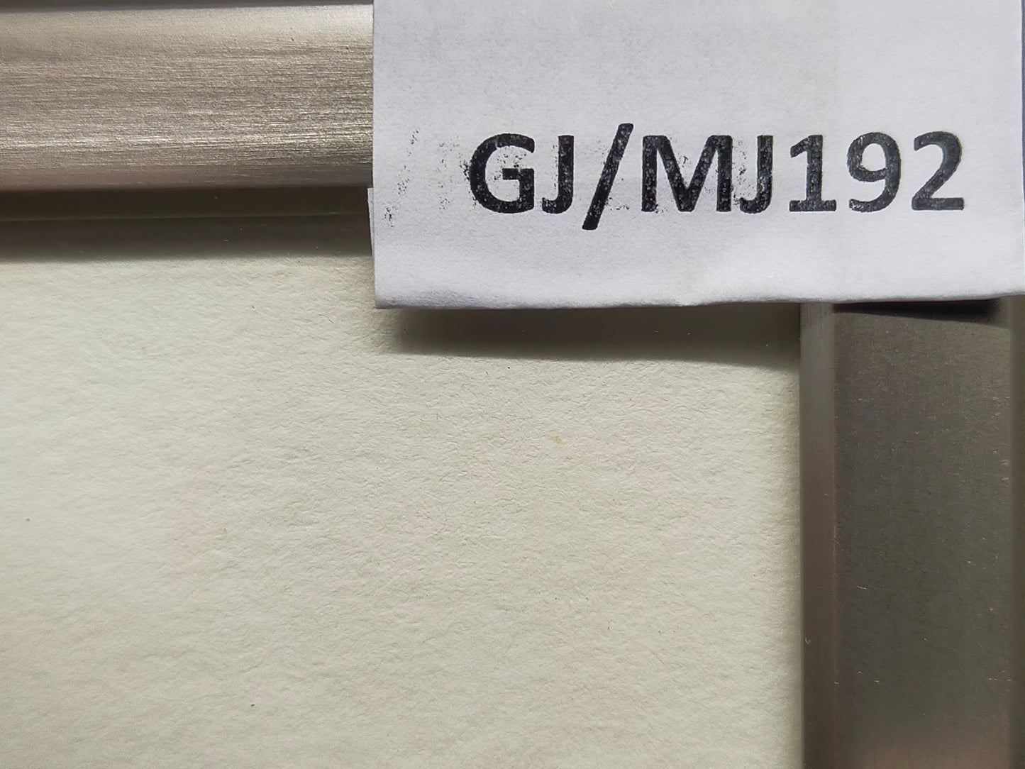 Moderner Kunstdruck „Rotes Haus“ – Handsigniert & Limitiert (33/100)