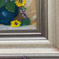 Charmantes Ölgemälde Sonnenblumen in Vase – Signiertes Blumenstillleben