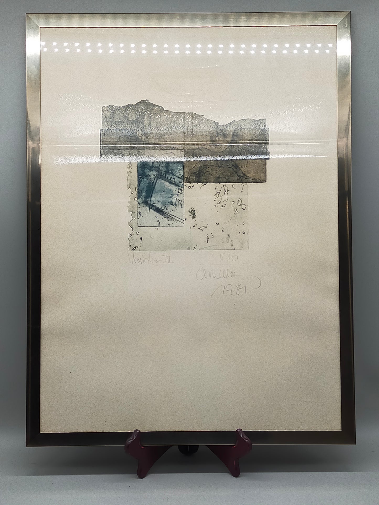 Abstrakte Farbradierung „Variation III“ – von Chumu Signierte Grafik von 1984