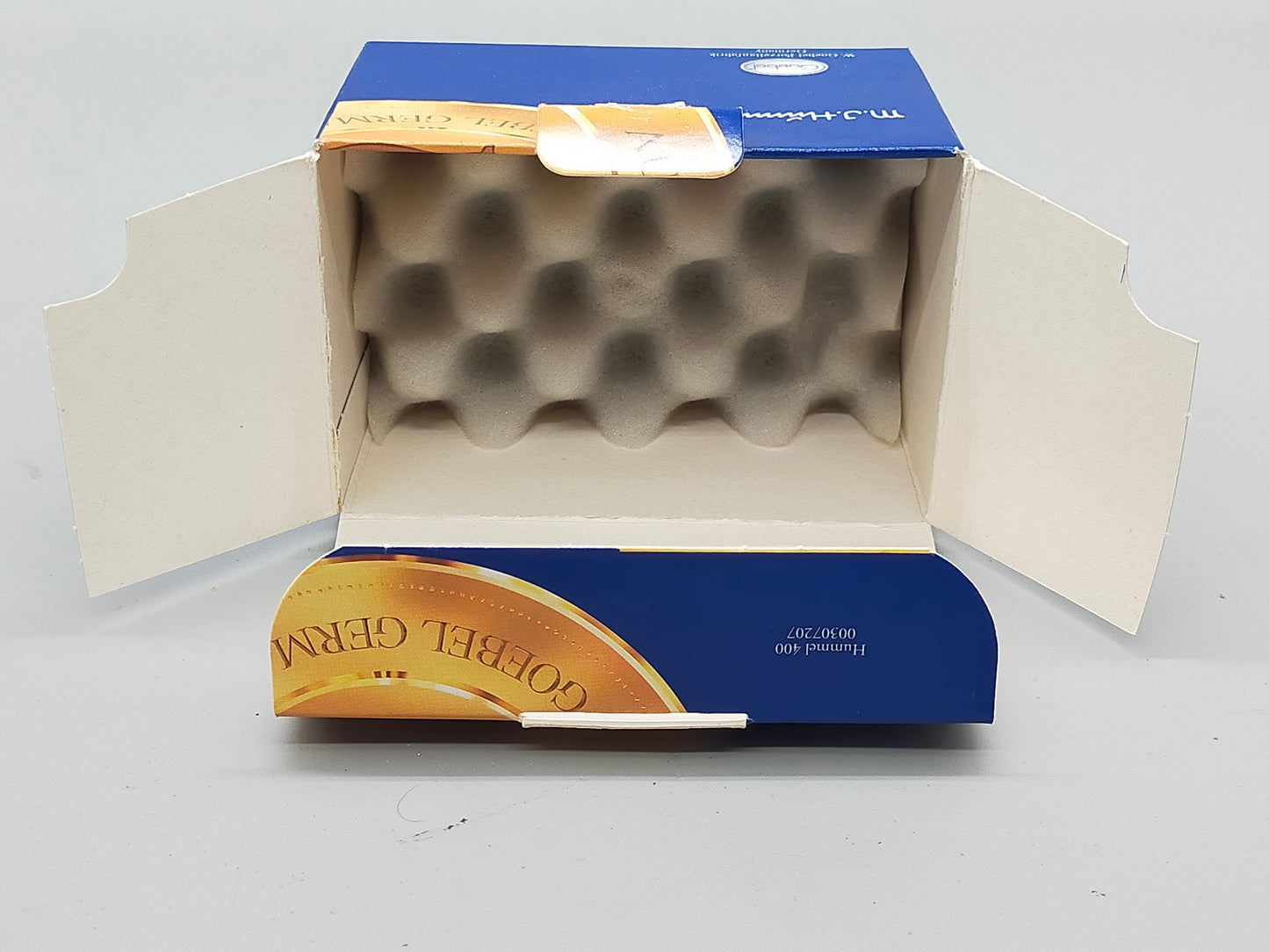 Goebel Hummel Figur Schusterbub – Mit Original Verpackung und Zertifikat