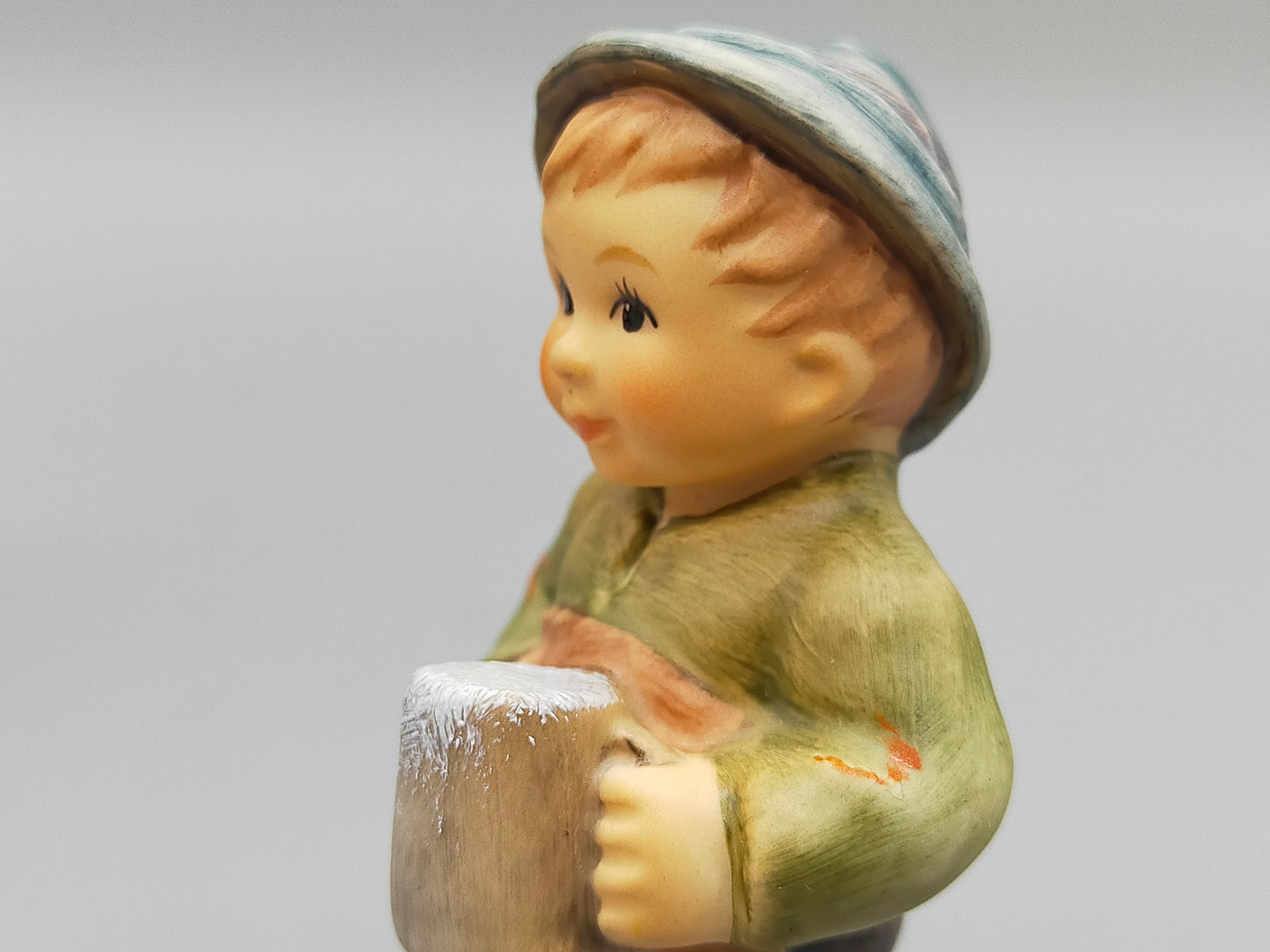 Goebel Hummel Figur Wirt - Be My Guest Mit OVP und Zertifikat