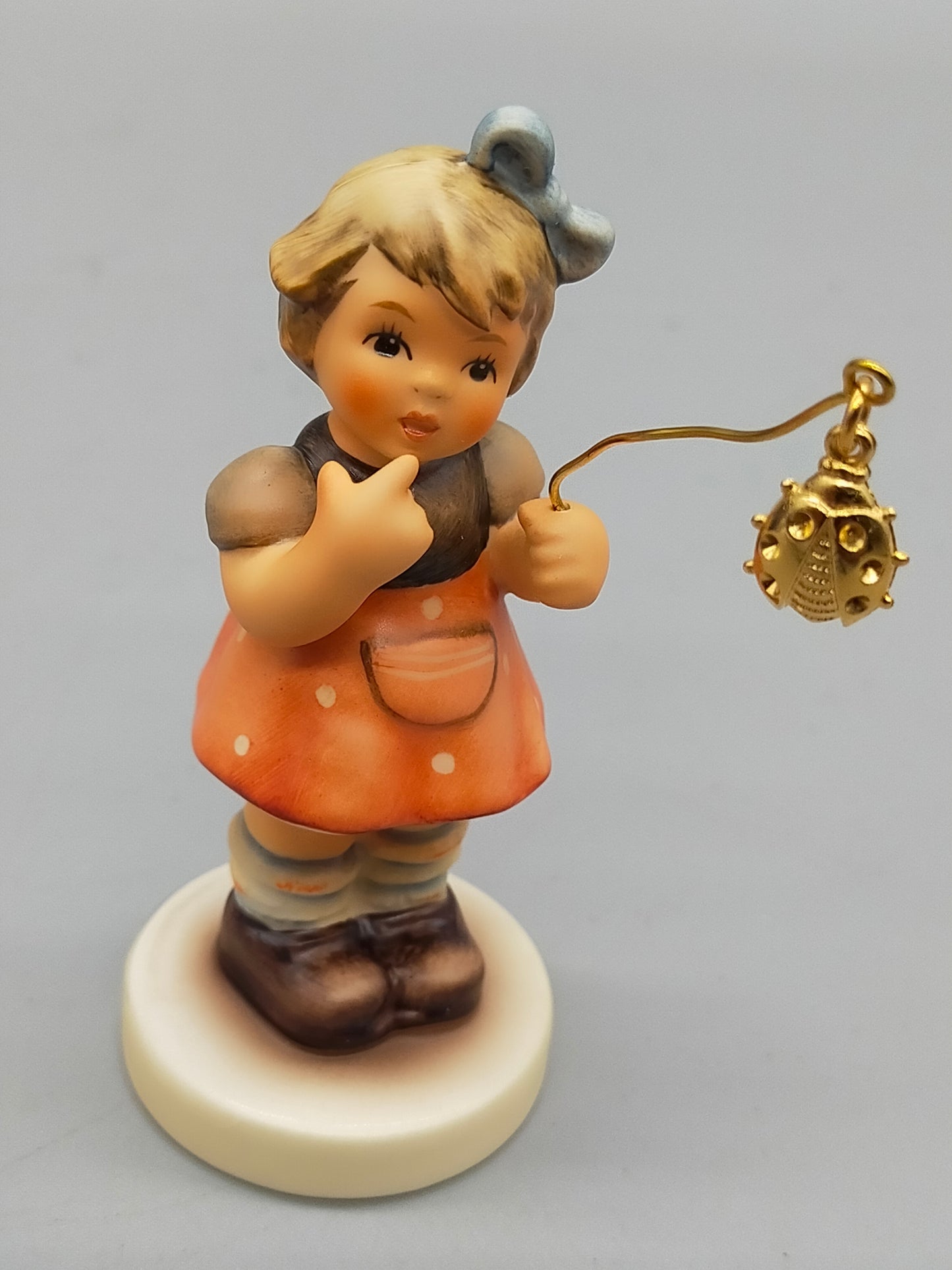 Exclusive - E : Goebel Hummel Figur Bring uns Glück Mit OVP und Zertifikat