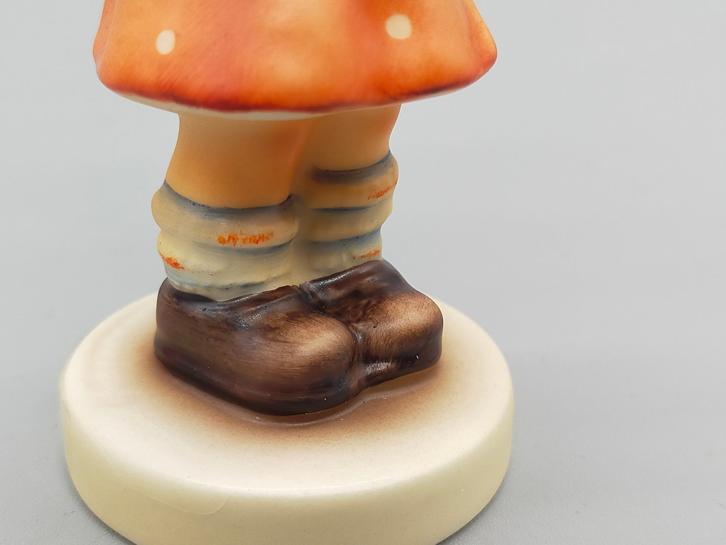 Exclusive - E : Goebel Hummel Figur Bring uns Glück Mit OVP und Zertifikat