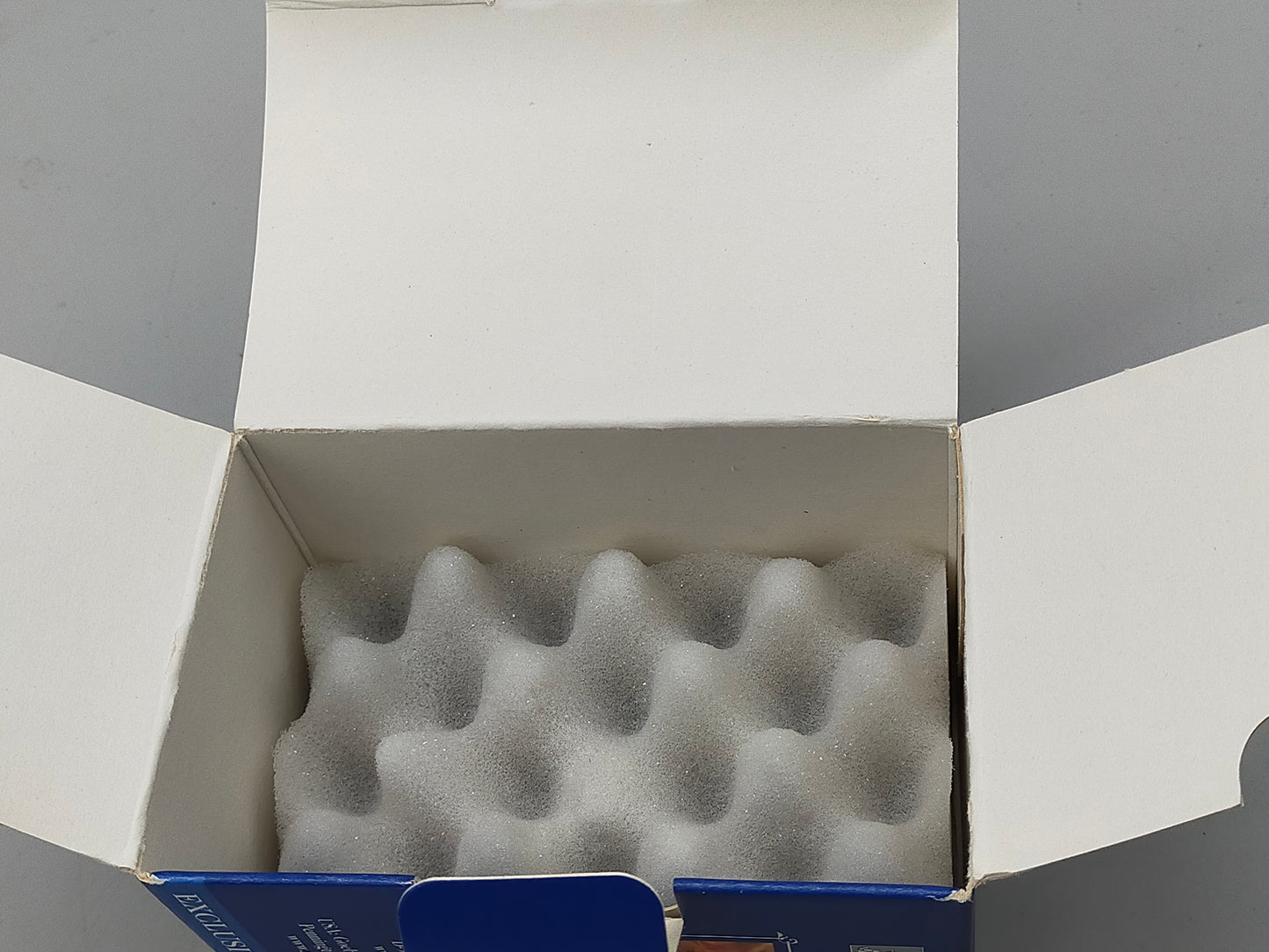 Exclusive - E : Goebel Hummel Figur Bring uns Glück Mit OVP und Zertifikat