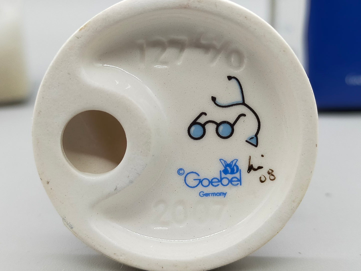 Goebel Hummel Figur "Puppendoktor" –  Mit Original Verpackung und Zertifikat
