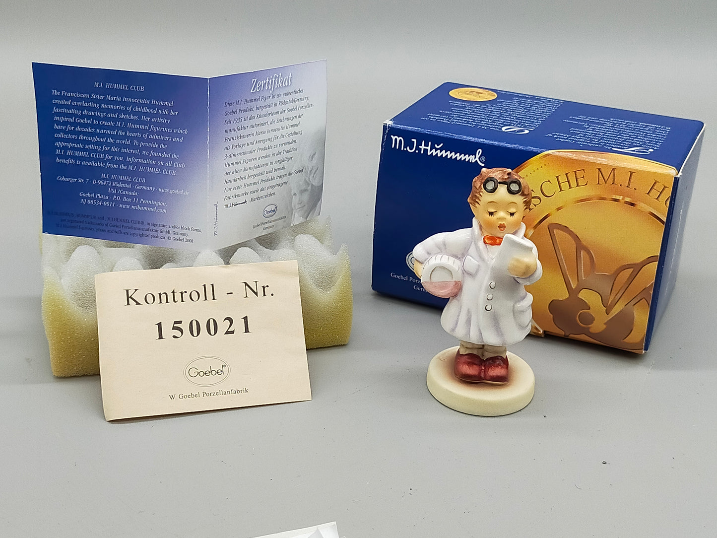 Goebel Hummel Figur "Der Apotheker" – Mit Original Verpackung und Zertifikat