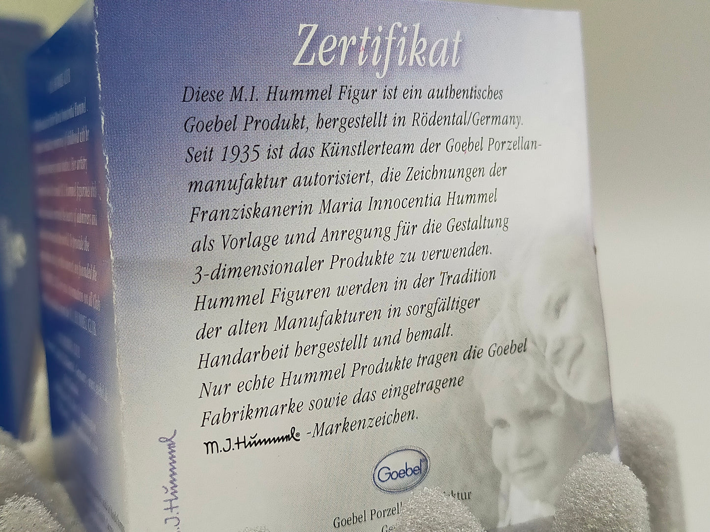 Goebel Hummel Figur "Glücksbote" – Mit Original Verpackung und Zertifikat